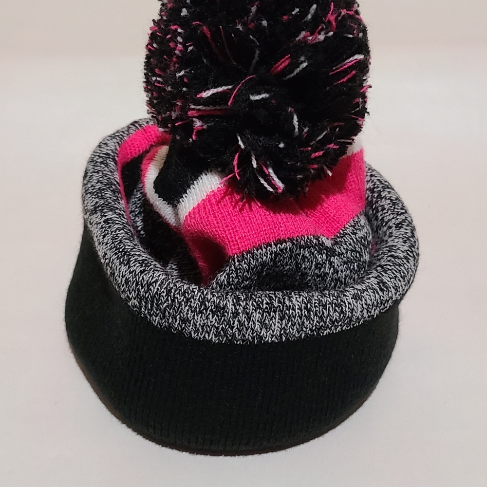 T HAT - Picture 12 of 13